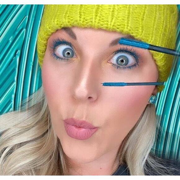Younique Moodstruck Epic Twisted Mascara Color TEAL Beauty Fairycore Goblincore - Picture 7 of 7